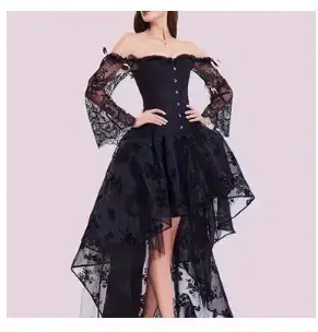 Vestido gótico negro con encaje y hombros - miniatura 1