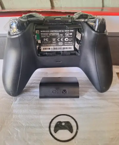 Control inalámbrico Xbox One ES NUEVO! - miniatura 2