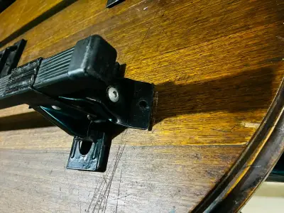 Barras portaequipaje de techo ajustables negras - miniatura 3