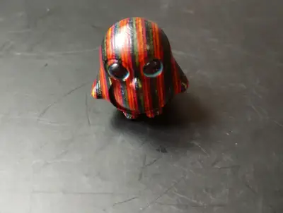 Figuritas decorativas de resina multicolor - miniatura 3