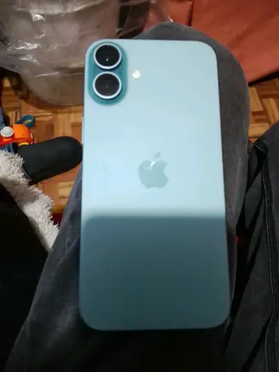 iPhone 16conpinazul en buen estado - miniatura 1