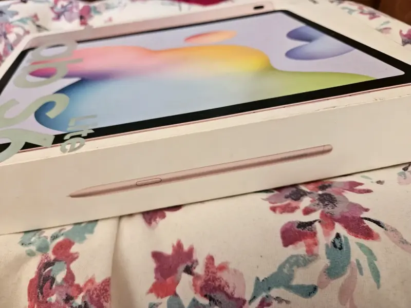 Tablet Samsung Galaxy Tab S6 Lite con S Pen - 1