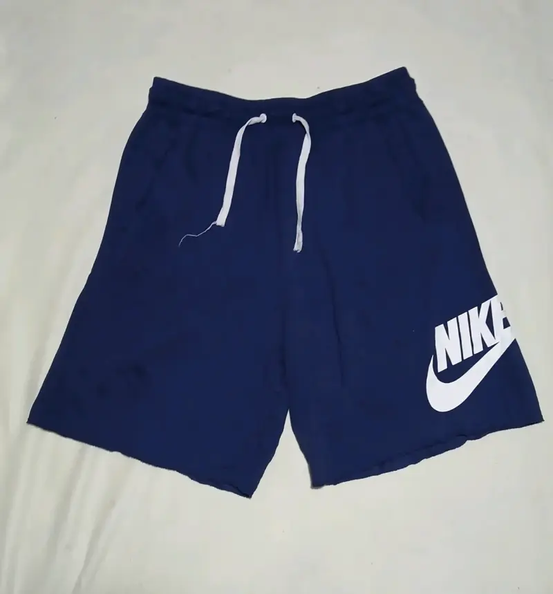 Shorts deportivos Nike azul marino talla L