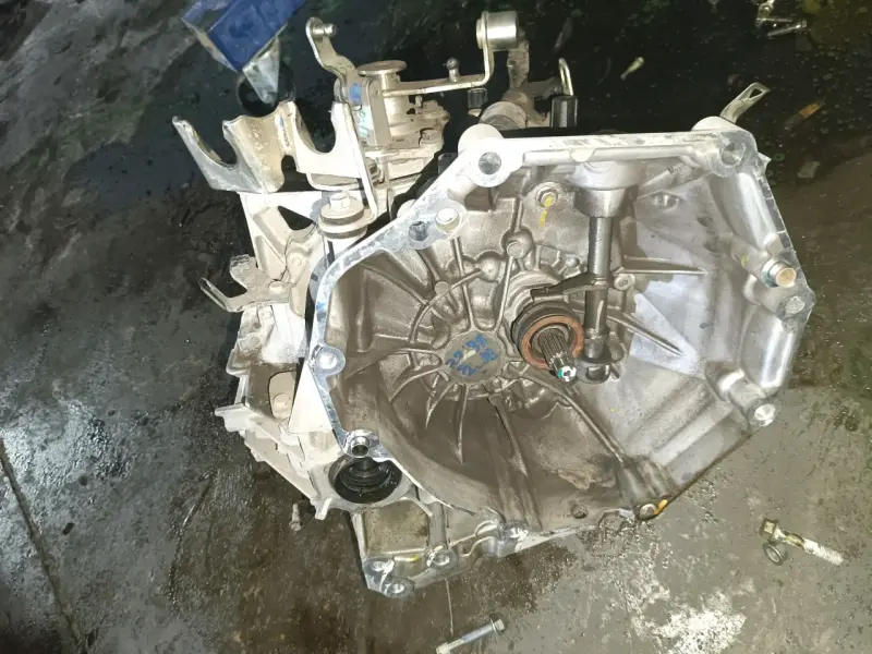 Caja de cambios manual para Suzuki Baleno - 2