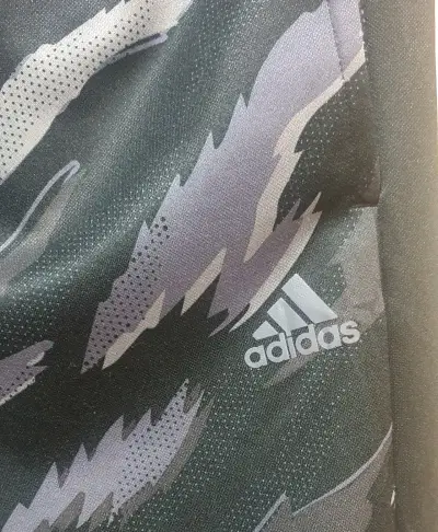 Pantalones deportivos Adidas estampados para hombre - miniatura 2