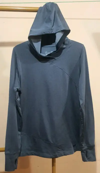 Polerón con capucha Under Armour ColdGear gris - miniatura 1