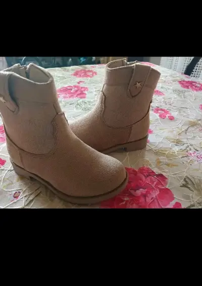 Botas de gamuza beige para niños - miniatura 3