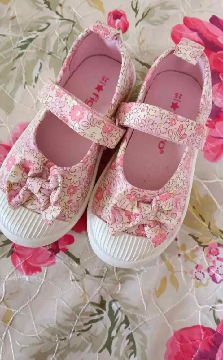Zapatos de niña con flores y lazo talla 25 - 3