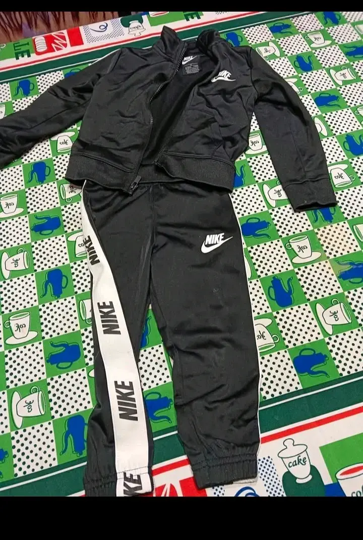 Conjunto deportivo infantil Nike negro - 2