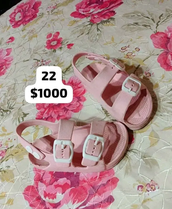 Sandalias rosadas para niña talla 22