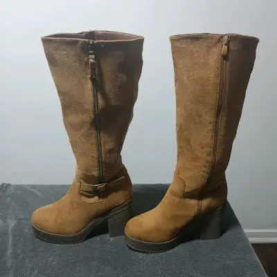 Botas de gamuza marrón con tacón alto - miniatura 2