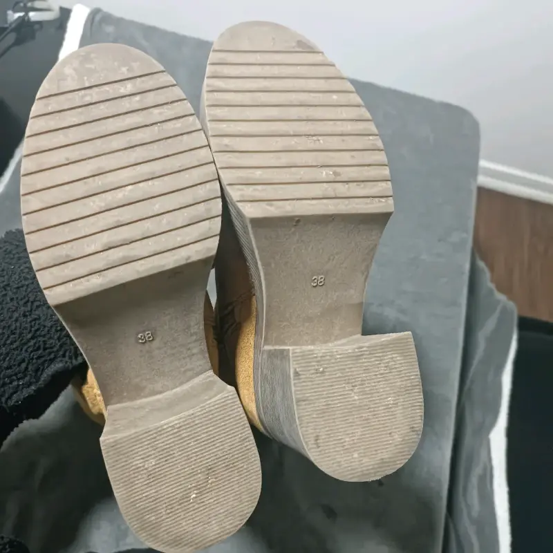 Botas de gamuza marrón con tacón alto - 3