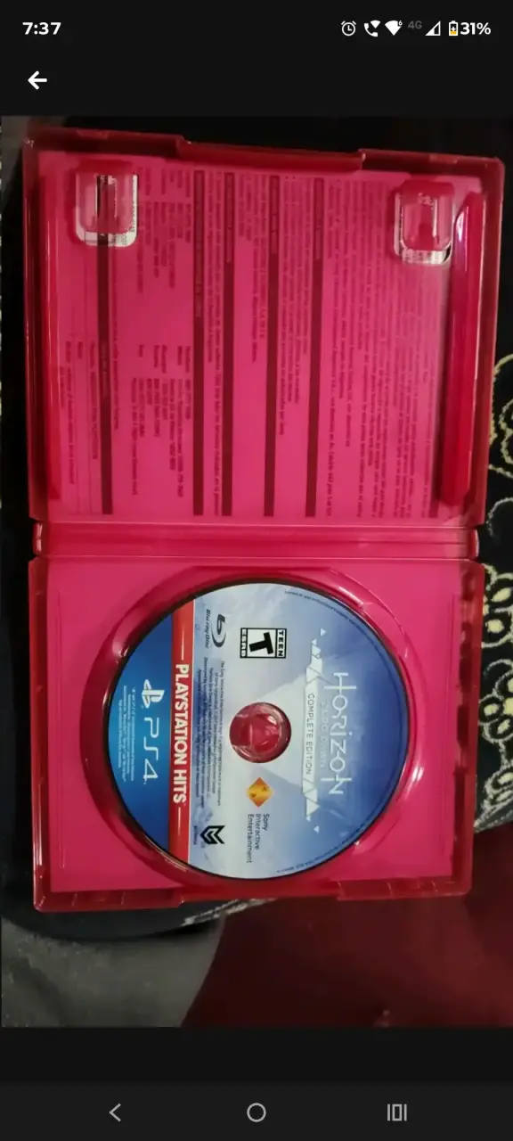 Pack Juego PS4 casi nuevos. - 4