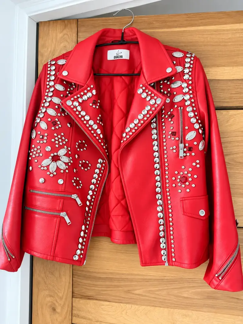 Chaqueta de cuero roja con tachuelas Guacha - 2