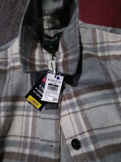 Abrigo acolchado beige para mujer - miniatura 2
