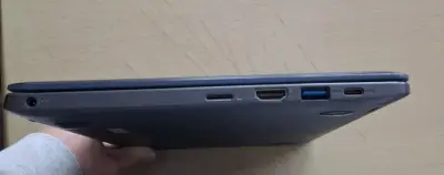 Notebook ASUS compacto con Intel Inside - miniatura 3