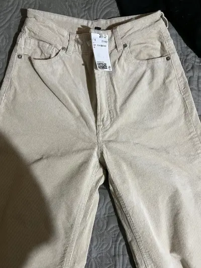 Pantalones de pana beige para mujer talla 36 - miniatura 1