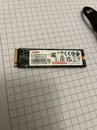 SSD NVMe XPG Gammix S70 Blade 2TB + cofre Lexar - miniatura 2