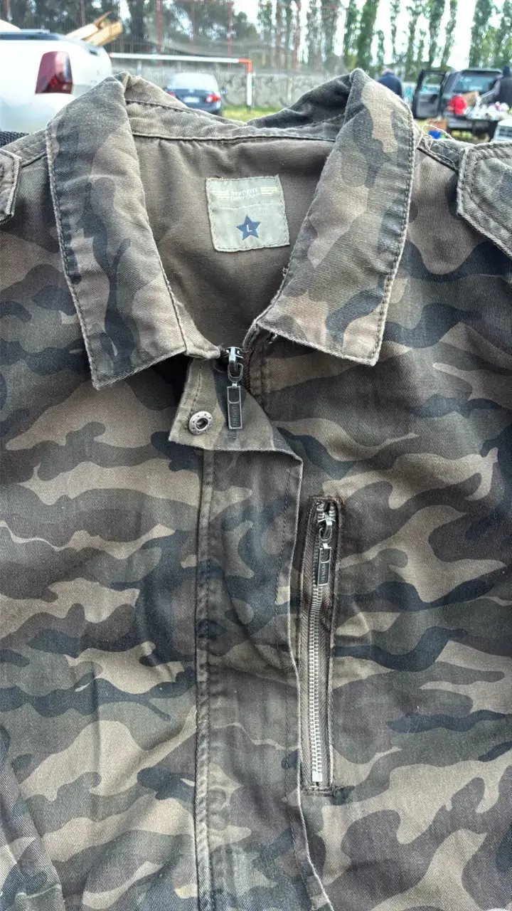 Chaqueta camuflada con lentejuelas - 3