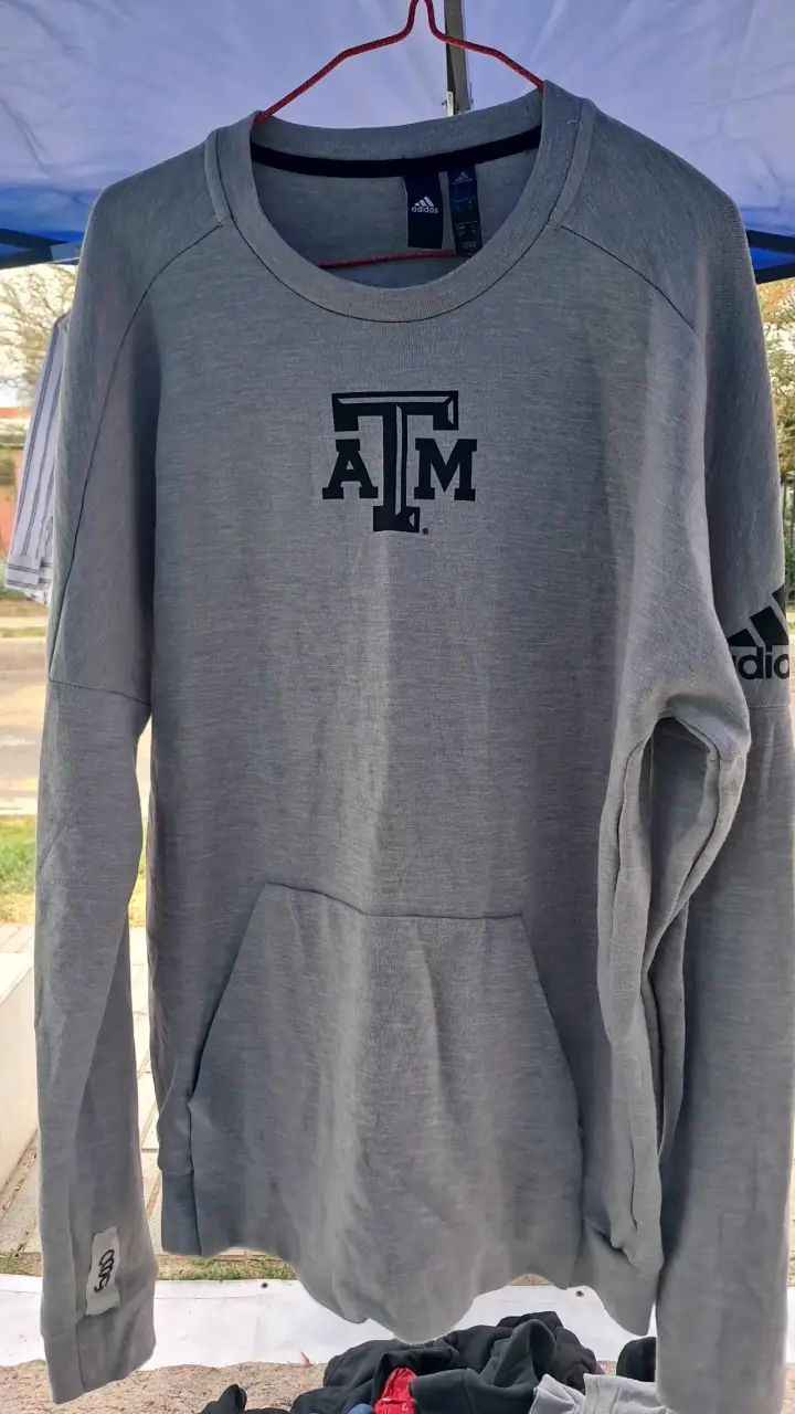Polerón gris Adidas con logo ATM