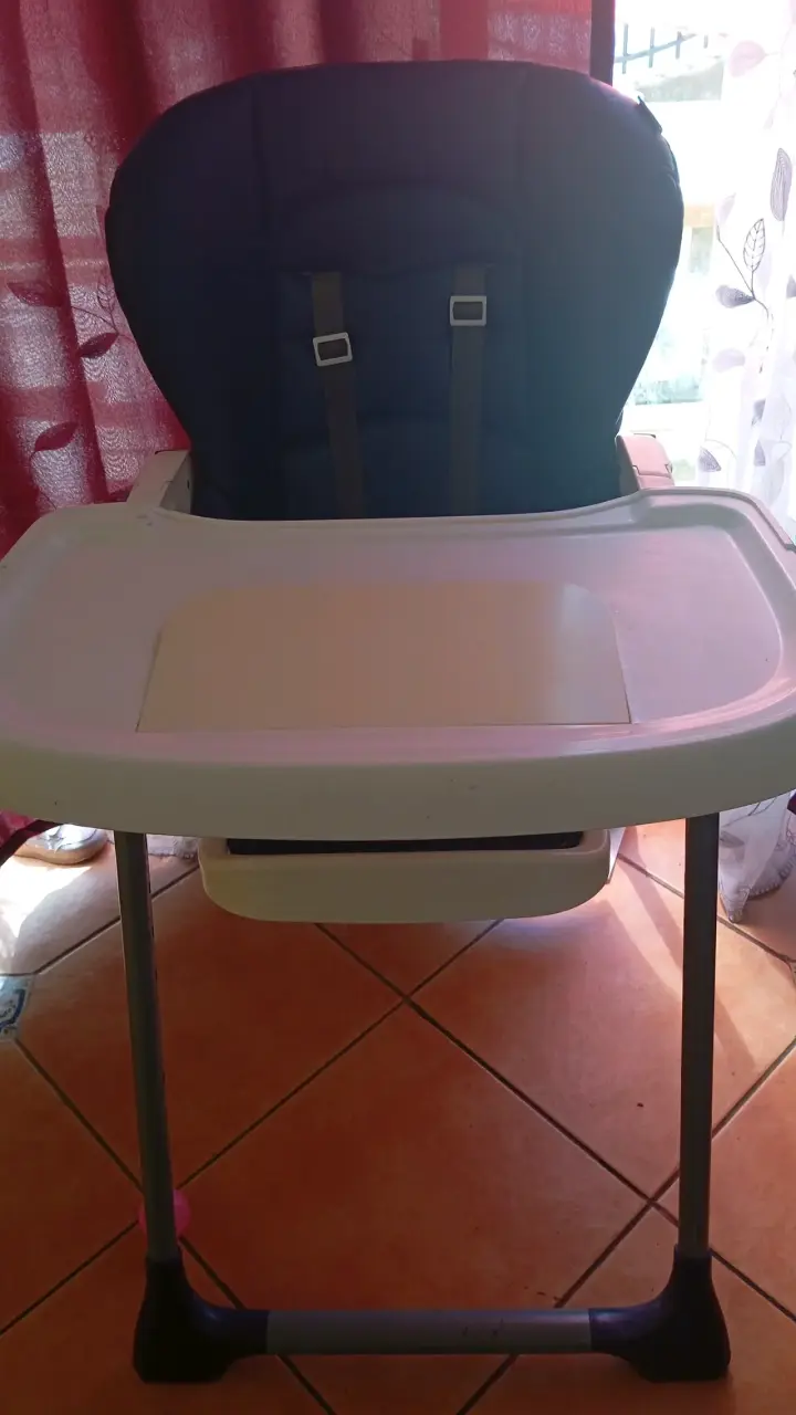Silla de comer para bebé con bandeja removible