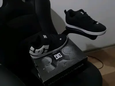 Zapatillas DC Shoes Court Graffik negras - miniatura 3