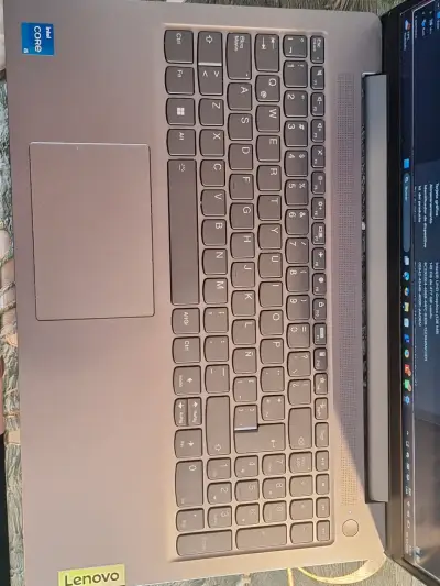 Laptop Lenovo IdeaPad 3i Intel Core i5 12va Gen - miniatura 4
