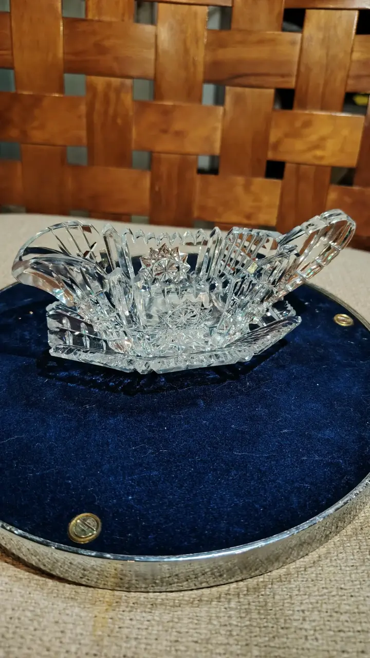 Centro de Mesa de Cristal Tallado - 1