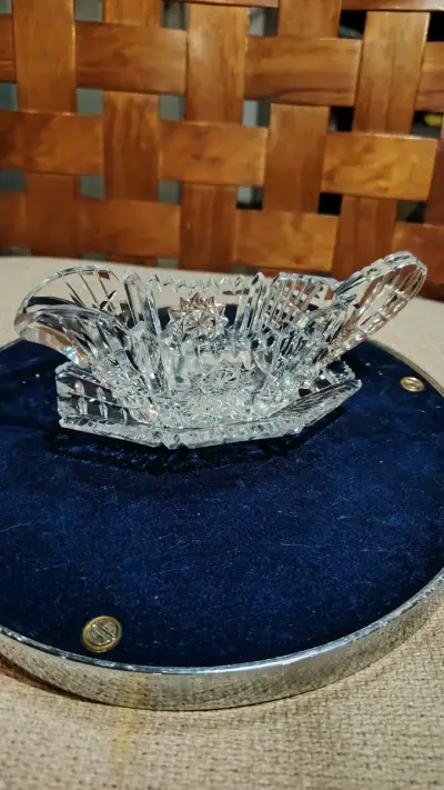 Centro de Mesa de Cristal Tallado - miniatura 1