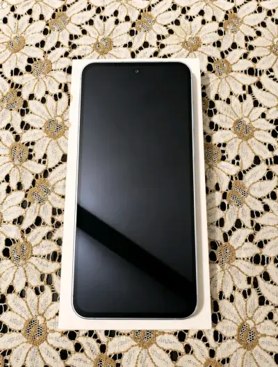 Samsung Galaxy A55 5G nuevo en caja - miniatura 3