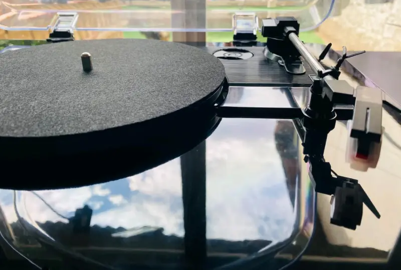 Tocadiscos ION Classic LP de 3 velocidades - 4