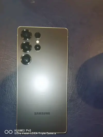 Smartphone Samsung Galaxy S25 Ultra en buen estado - miniatura 2