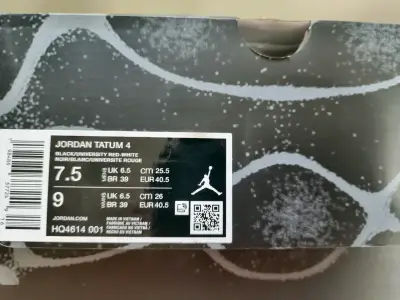 Zapatillas Jordan Tatum 4 Negro y Rojo - miniatura 2