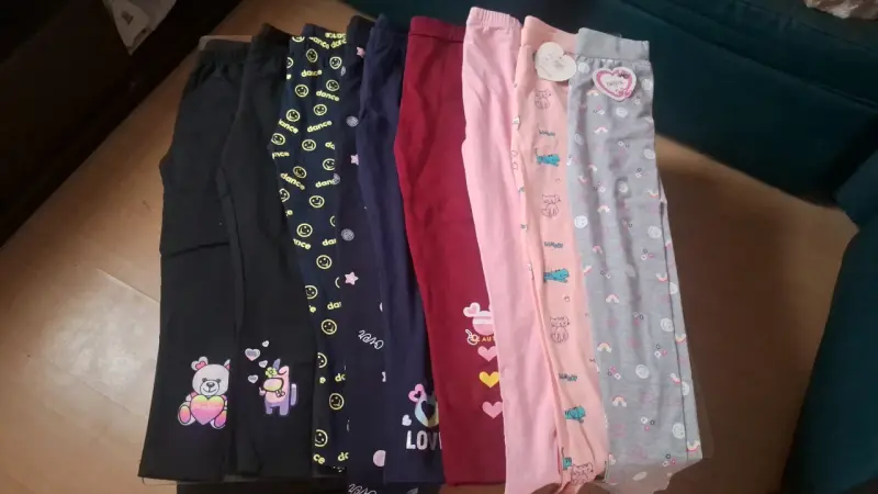 Calsas de niña  y calcetines para niñas - 3