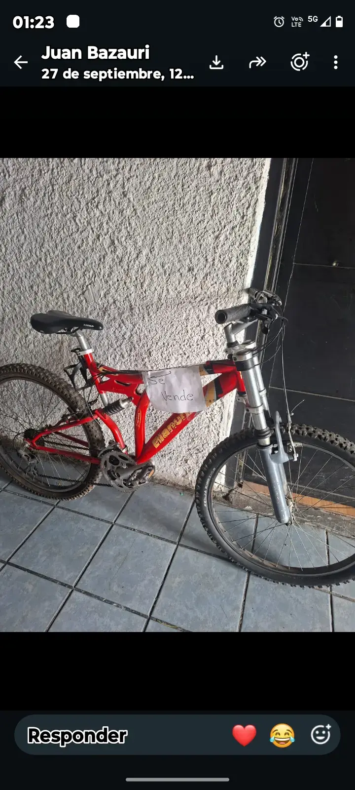 Bicicleta de montaña roja en buen estado - 1