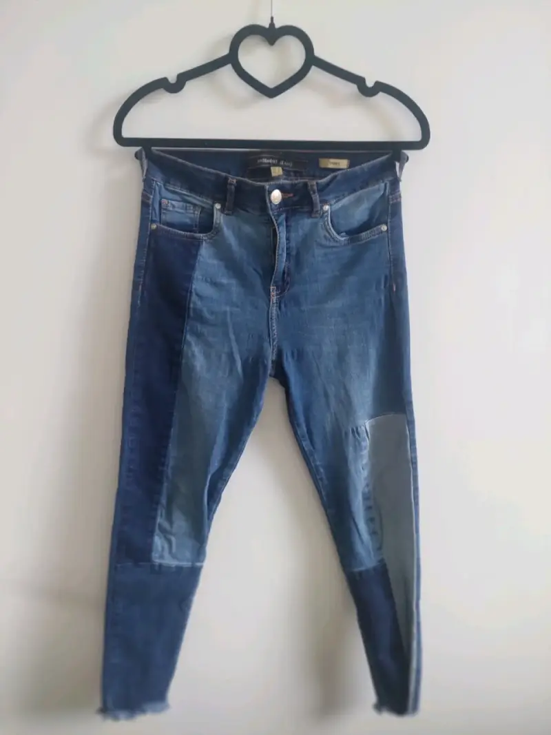 Jeans de mezclilla Basement para mujer - 5