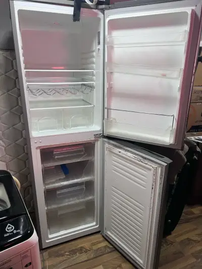 Refrigerador de dos puertas en acero inoxidable - miniatura 3