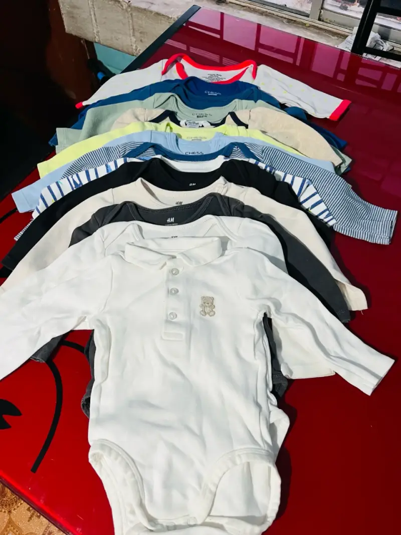 Lote de ropa y calzado para bebé - 6