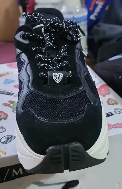 Zapatillas deportivas negras C/Moran con plataforma - miniatura 3