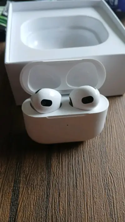 AirPods inalámbricos - miniatura 2
