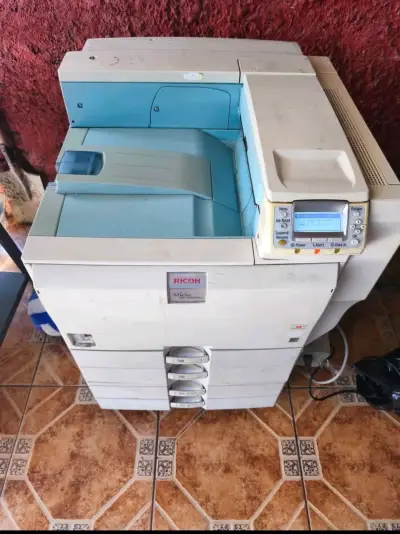 Impresoras Ricoh para respuesto o reparación - miniatura 1