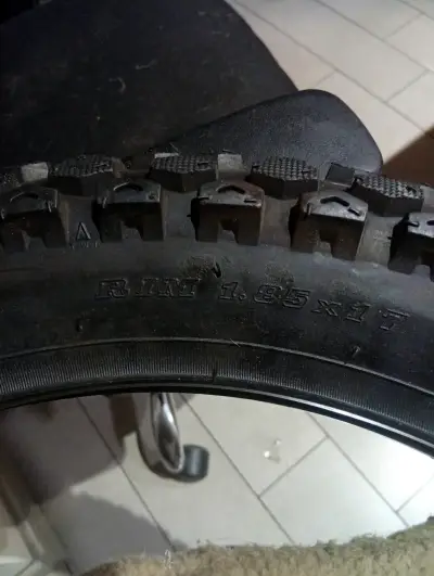 Neumático Caucho Para Moto Todo Terreno Medida 3.0 - miniatura 3