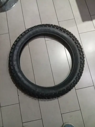 Neumático Caucho Para Moto Todo Terreno Medida 3.0 - miniatura 4