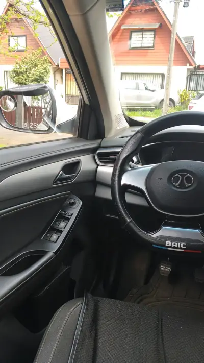SUV BAIC X35 2020 en buen estado - miniatura 4