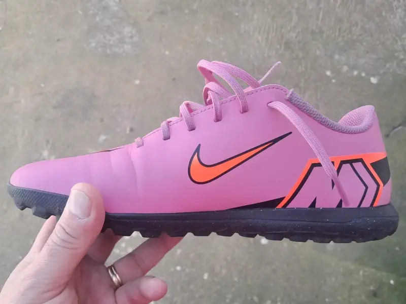 Zapatillas de fútbol Nike Mercurial rosas - 2