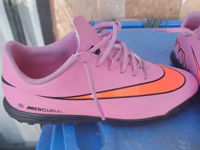 Zapatillas de fútbol Nike Mercurial rosas - miniatura 4