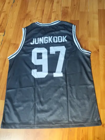 Camiseta sin mangas BTS Jungkook 97 (SIN USO) - miniatura 2