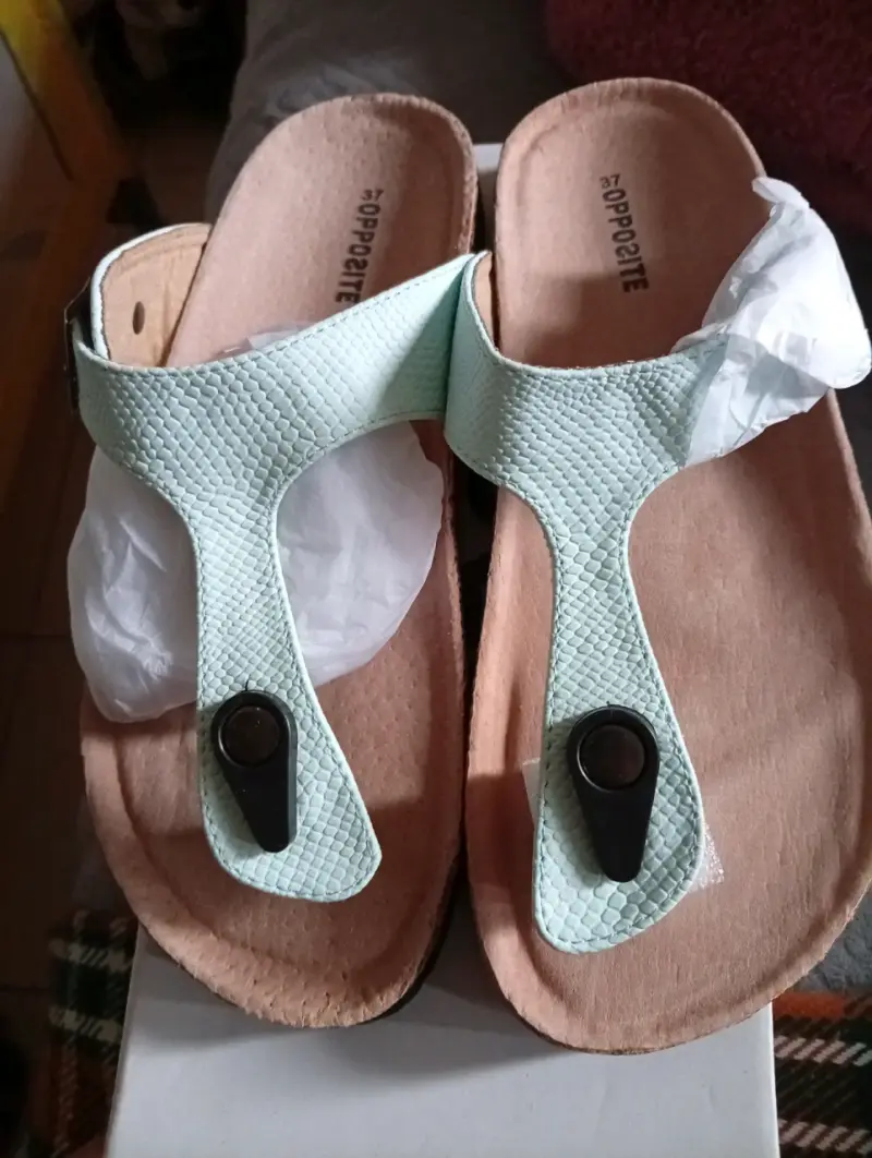 Sandalias planas Opposite color menta