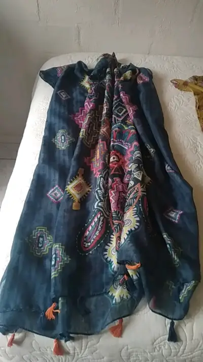 Pañuelos de tela estampados varios colores - miniatura 1