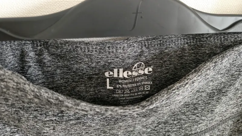 Shorts deportivos grises Ellesse para mujer - 2